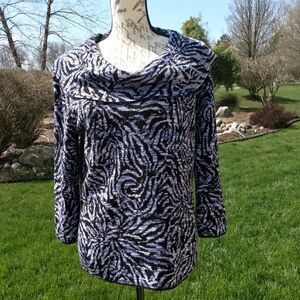 Jones Wear XL Scoop Neck Sweater!